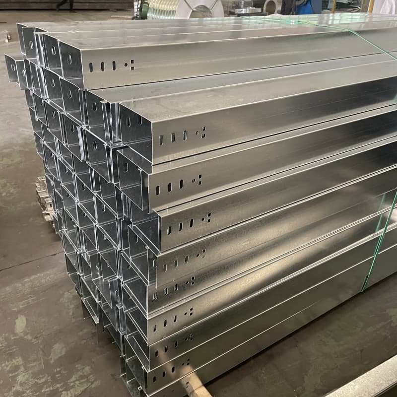 ថាសខ្សែកាប Galvanized