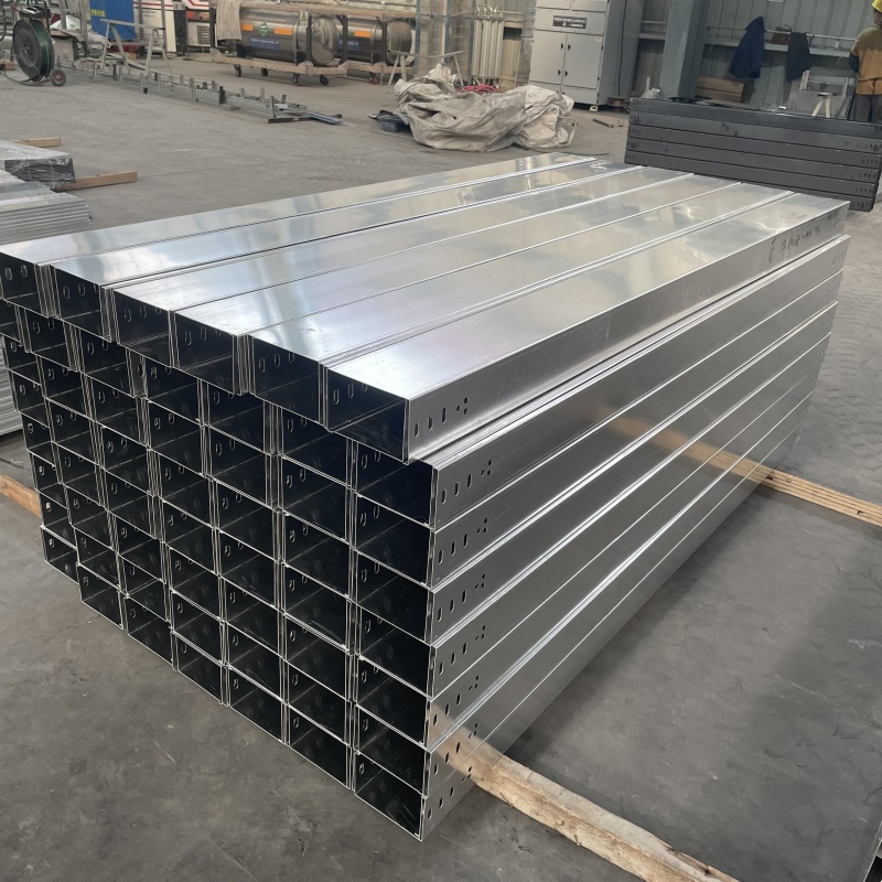 ថាសខ្សែកាប Galvanized