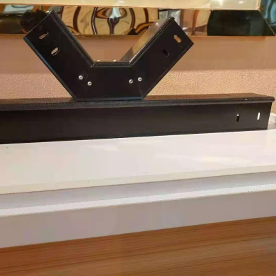 ថាសខ្សែកាប basalt