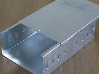 ថាសខ្សែប្រងដែកថែប