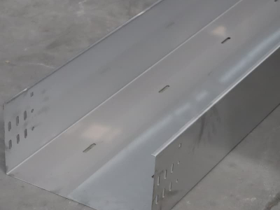 ថាសខ្សែកាបថាស