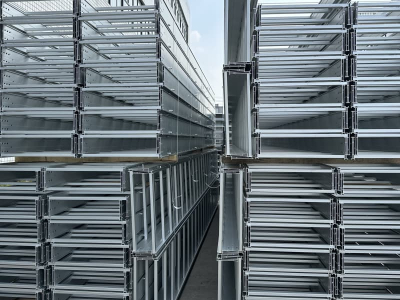 តង្កៀបថាសខ្សែពីរជាន់