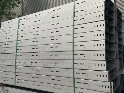 ស្ពាន​ដែល​ផុយ​ស្រួយ