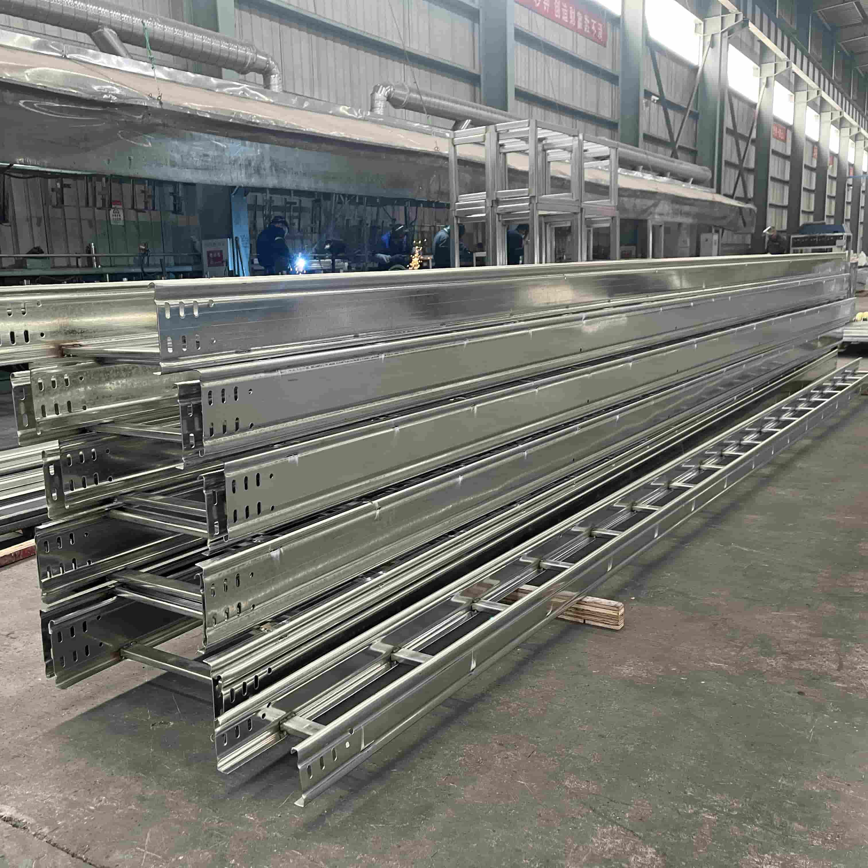 ថាសខ្សែកាប galvanized