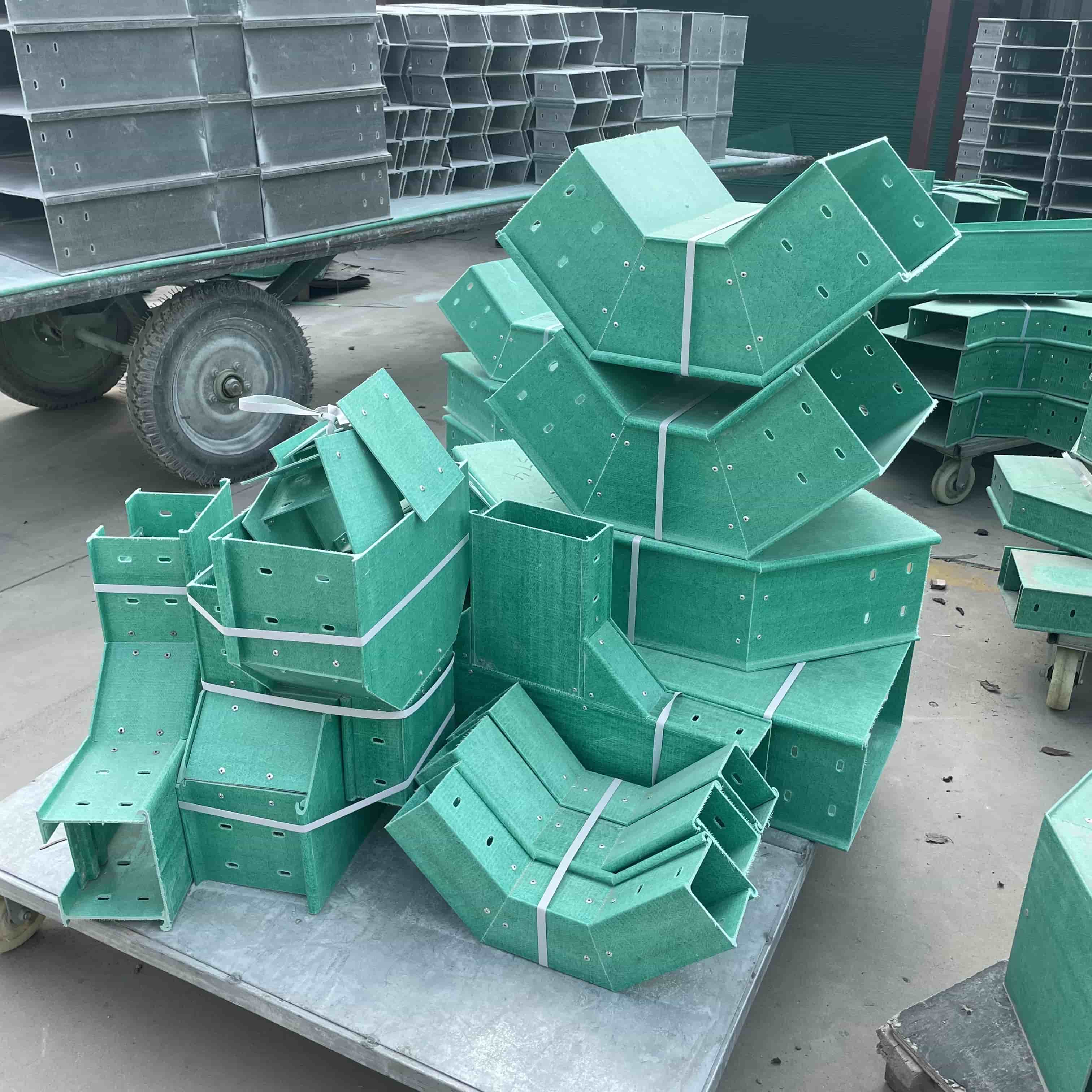 ថាសខ្សែកាប Fiberglass